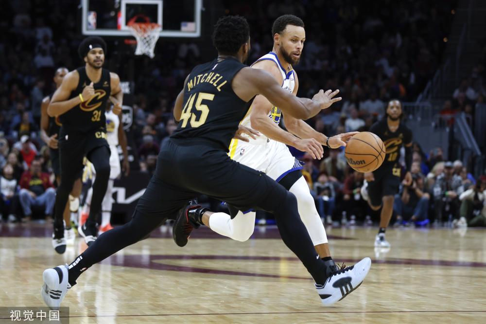 且转会费相 且转会费相